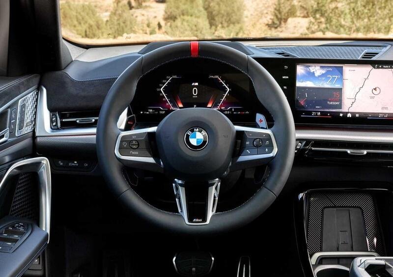BMW X2 (2023-->>) (8)