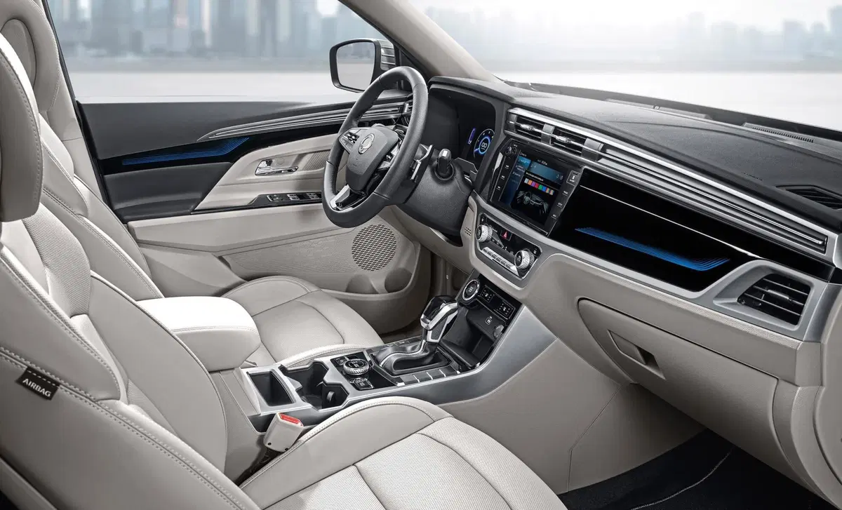 Kg Mobility Korando (2023-->>) (10)