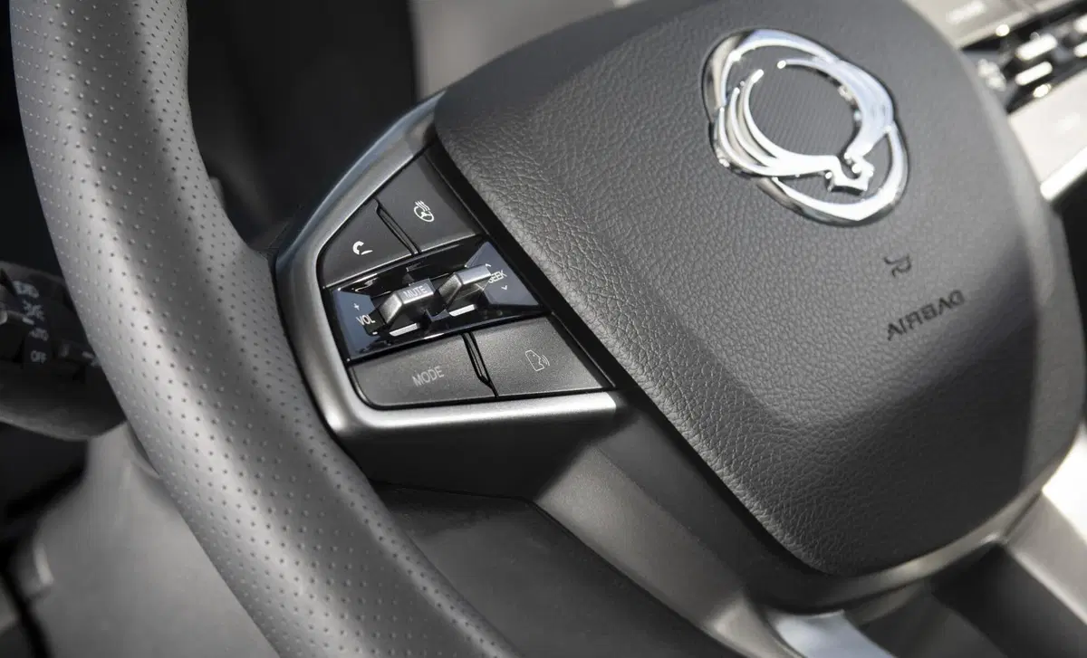 Kg Mobility Korando (2023-->>) (14)