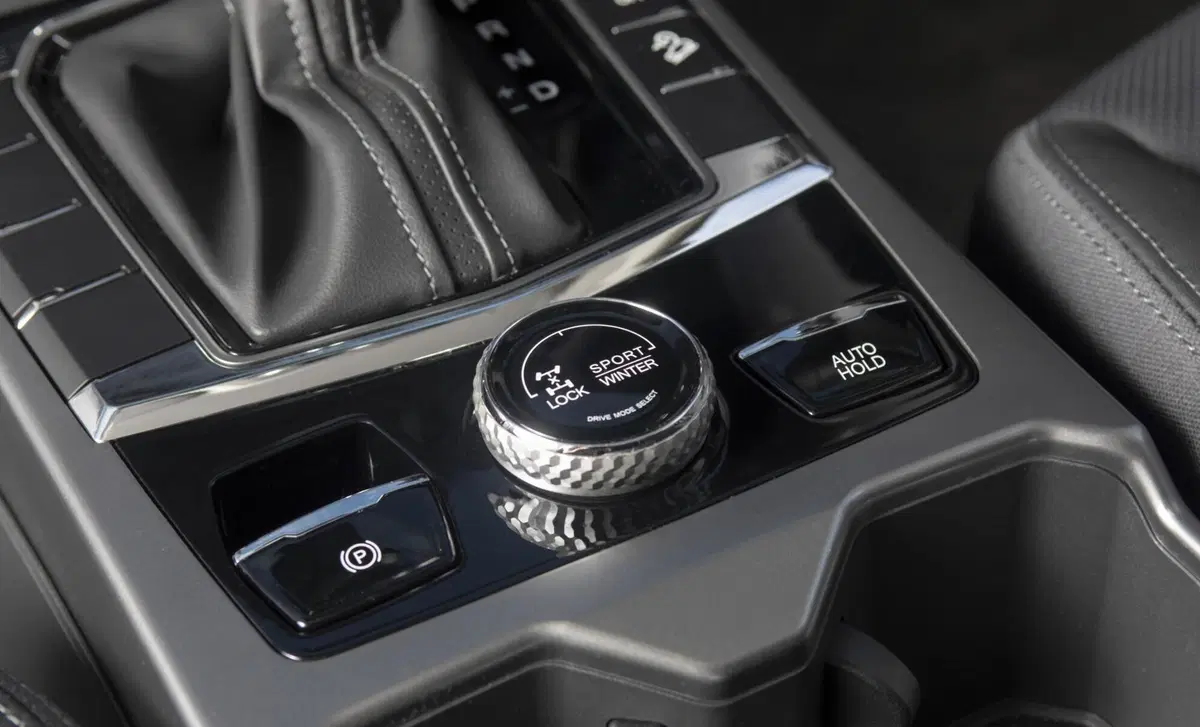 Kg Mobility Korando (2023-->>) (17)
