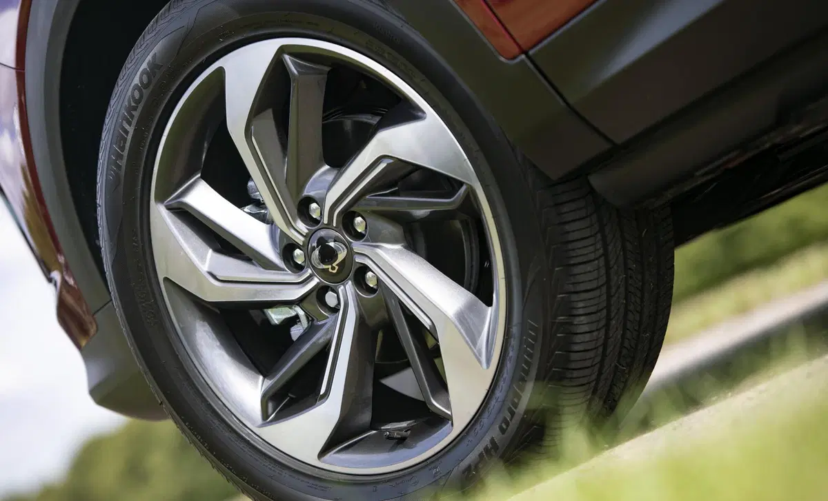 Kg Mobility Korando (2023-->>) (23)
