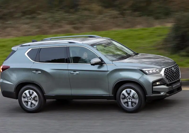 Kg Mobility Rexton (2023-->>) (7)