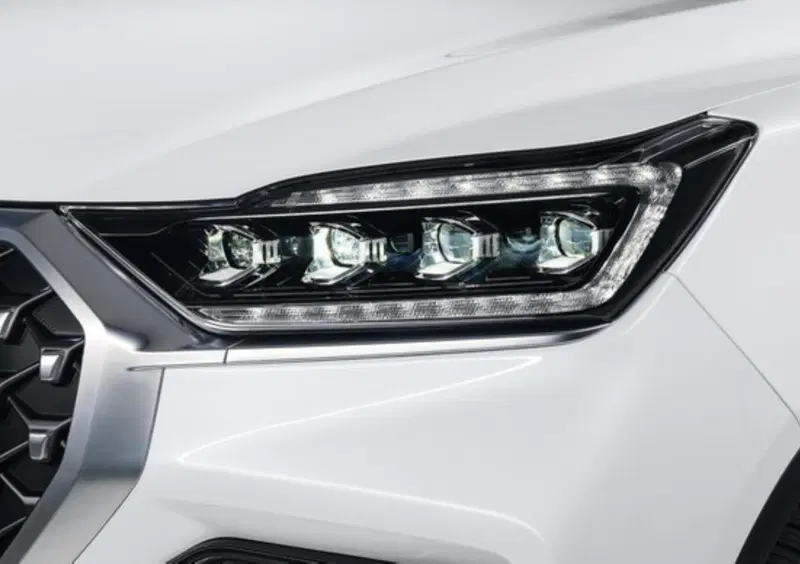 Kg Mobility Rexton (2023-->>) (16)