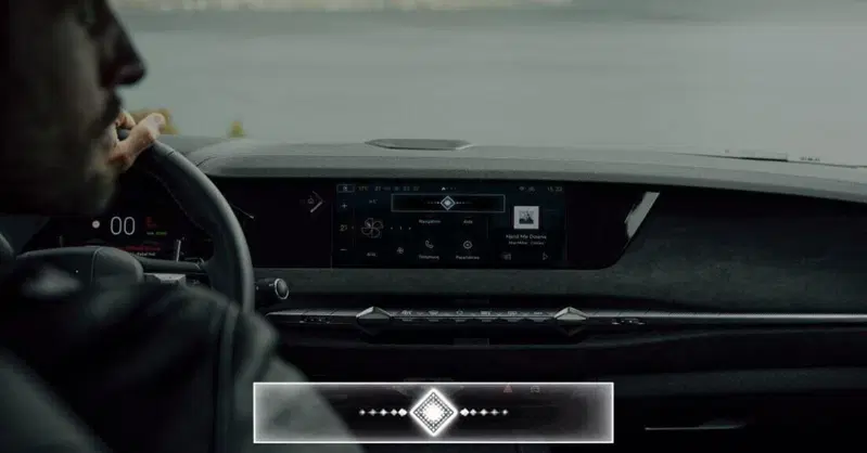 DS e AI: le nostre auto avranno a bordo l'intelligenza artificiale di ChatGPT 3