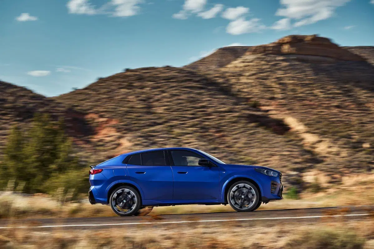 Nuova BMW X2: motorizzazioni, allestimenti, optional e prezzi. Guida all’acquisto (6)