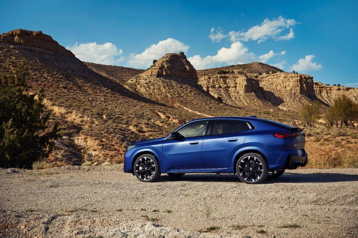 Nuova BMW X2: motorizzazioni, allestimenti, optional e prezzi. Guida all’acquisto (13)
