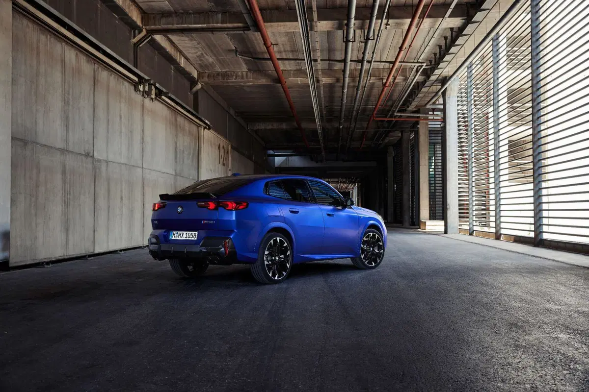 Nuova BMW X2: motorizzazioni, allestimenti, optional e prezzi. Guida all’acquisto (10)