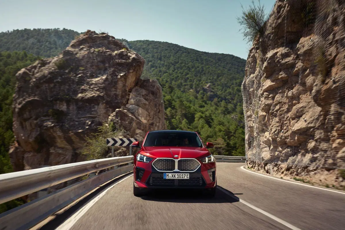 Nuova BMW X2: motorizzazioni, allestimenti, optional e prezzi. Guida all’acquisto (44)