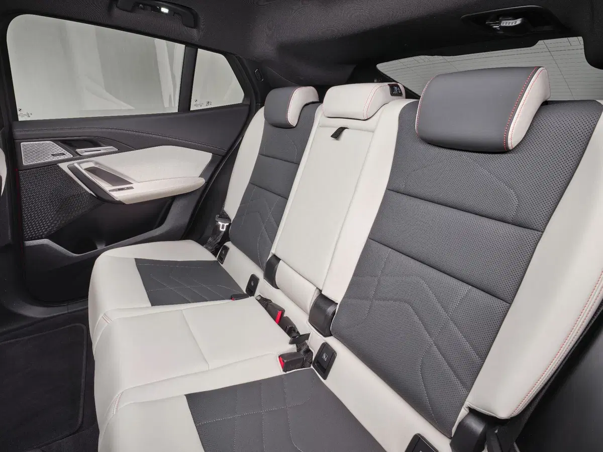 Nuova BMW X2: motorizzazioni, allestimenti, optional e prezzi. Guida all’acquisto (46)