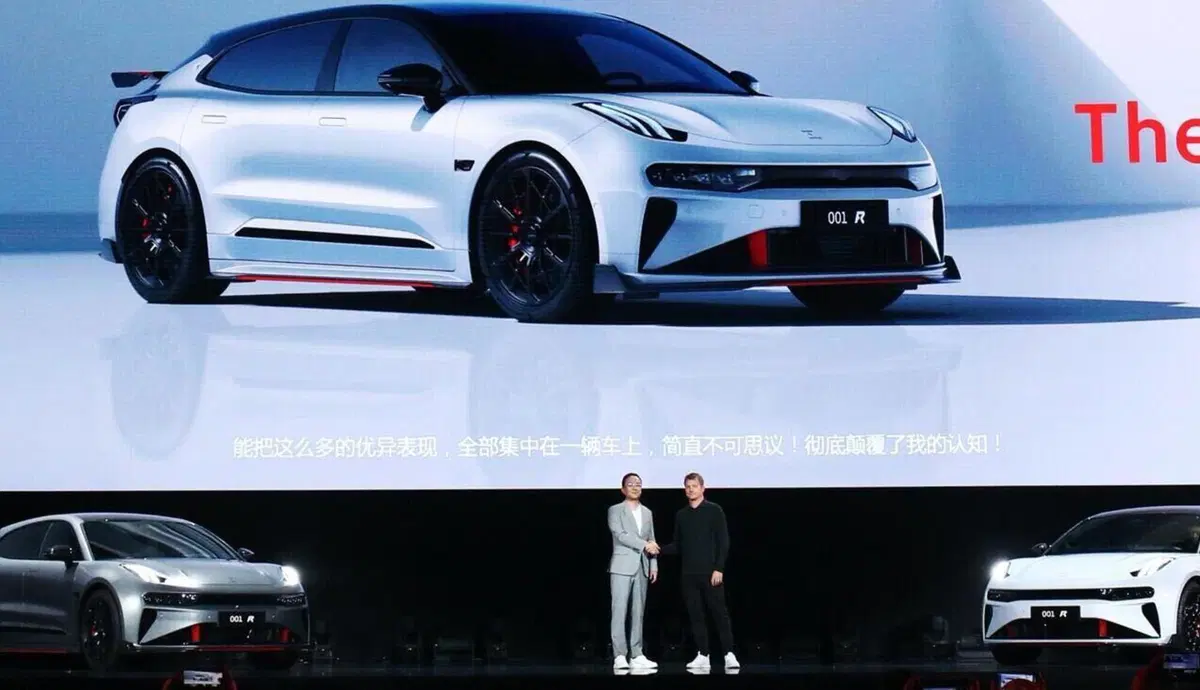 Zeekr 001 Future Road da 1,265 CV: lo zero cento in due secondi e 07 (2)