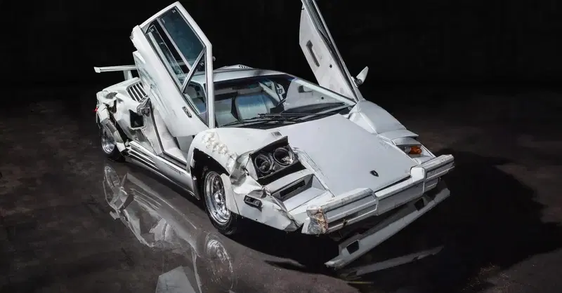 All&rsquo;asta la Lamborghini Countach di &ldquo;The Wolf of Wall Street&rdquo;: vale due milioni di dollari