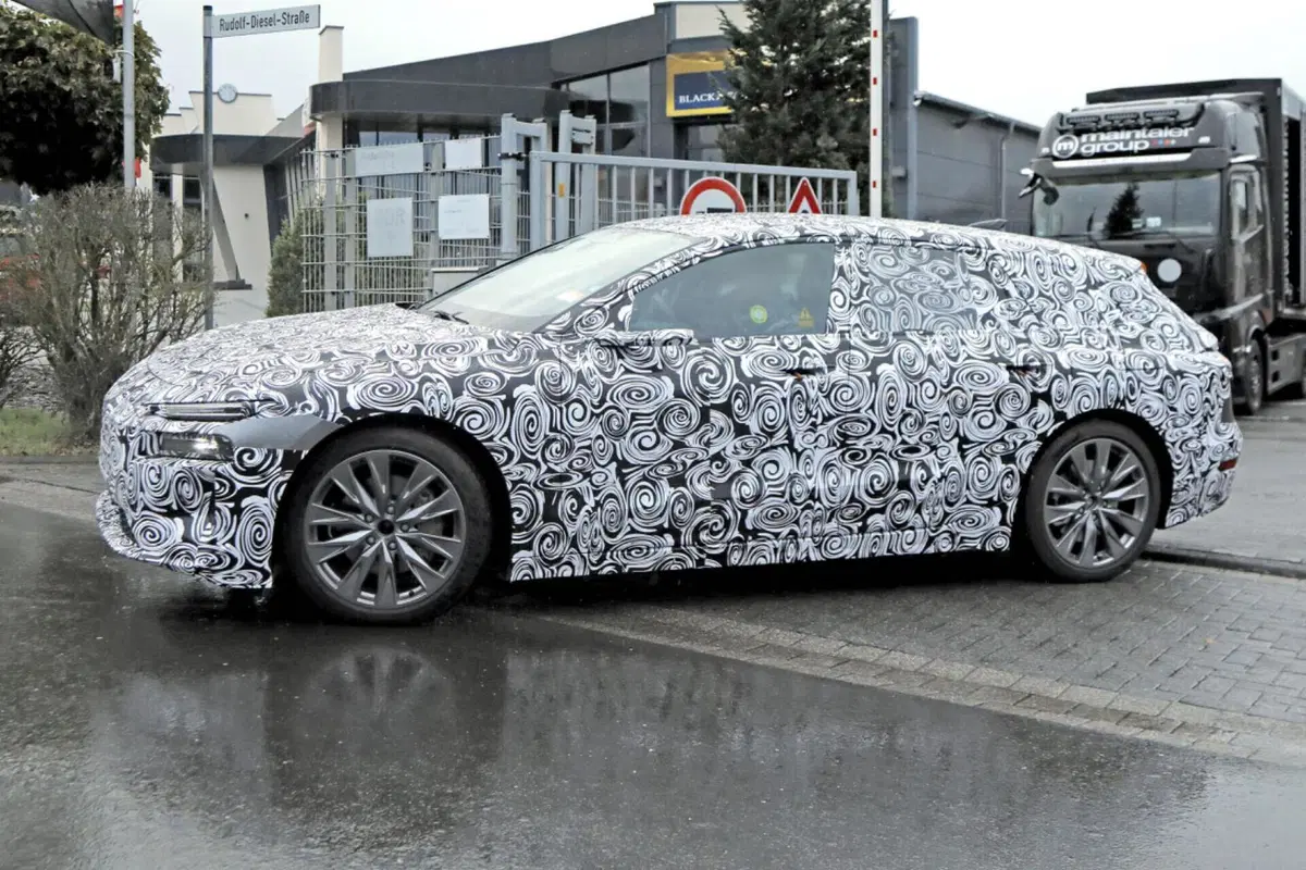 Audi A6 Avant, ecco la variante 100% elettrica [Foto Spia] (8)