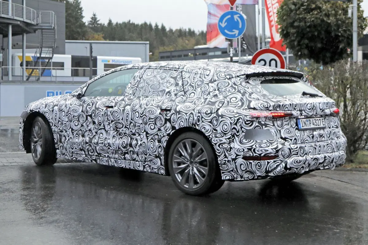 Audi A6 Avant, ecco la variante 100% elettrica [Foto Spia] (9)