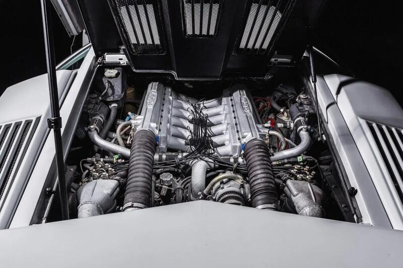 Il V12 della Lamborghini Countach