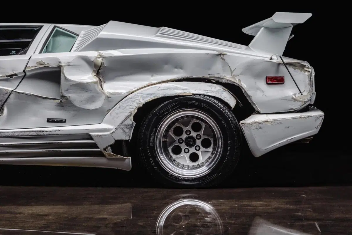 All’asta la Lamborghini Countach di “The Wolf of Wall Street”: vale due milioni di dollari (3)