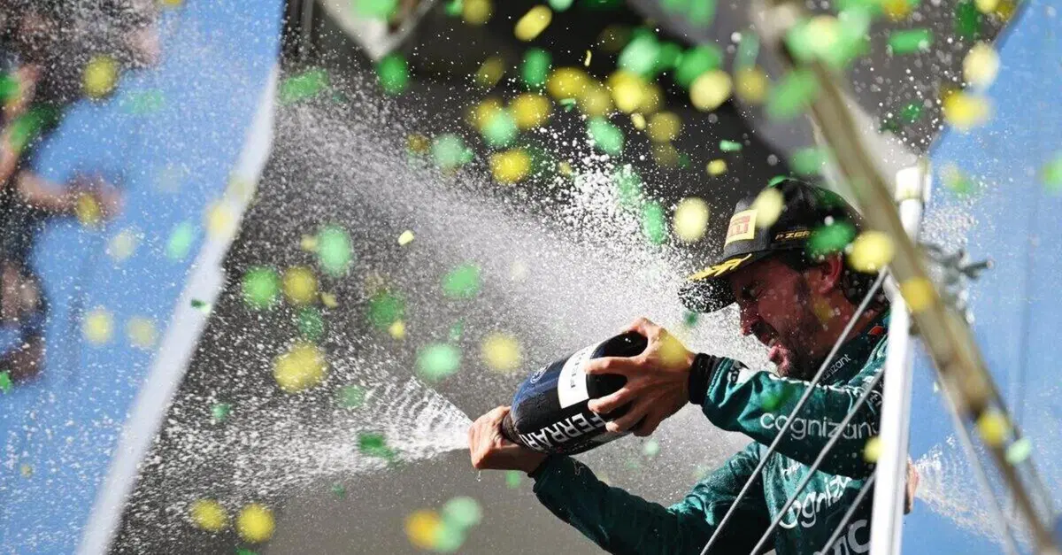 Formula 1. GP Brasile 2023, Fernando Alonso: "Continuer&ograve; a lottare fino all'ultimo giro"