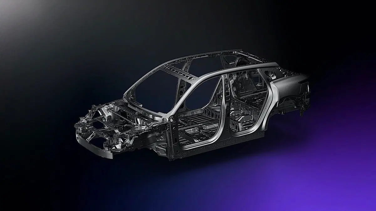 Auto cinesi evolute: Geely lancia la JiYUE con guida di Livello 4. Si parcheggia da sola a 2 km (6)