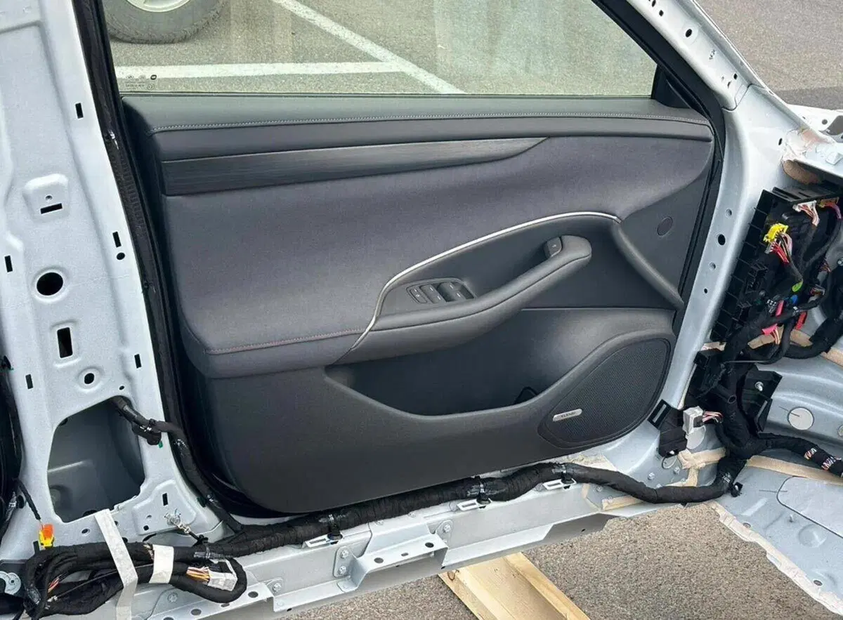 Xiaomi progetto Modena: la berlina elettrica sarà su strada nel 2024 [SPY FOTO] (2)