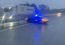 La polizia francese perde il controllo: Alpine A110 fracassata [VIDEO]