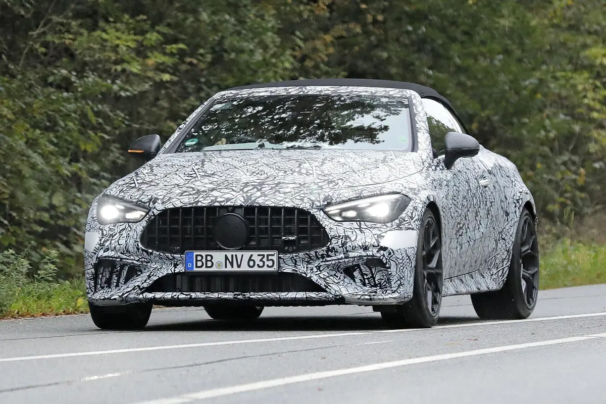 Mercedes AMG CLE 53 e 63, ecco le nuove Foto Spia (2)