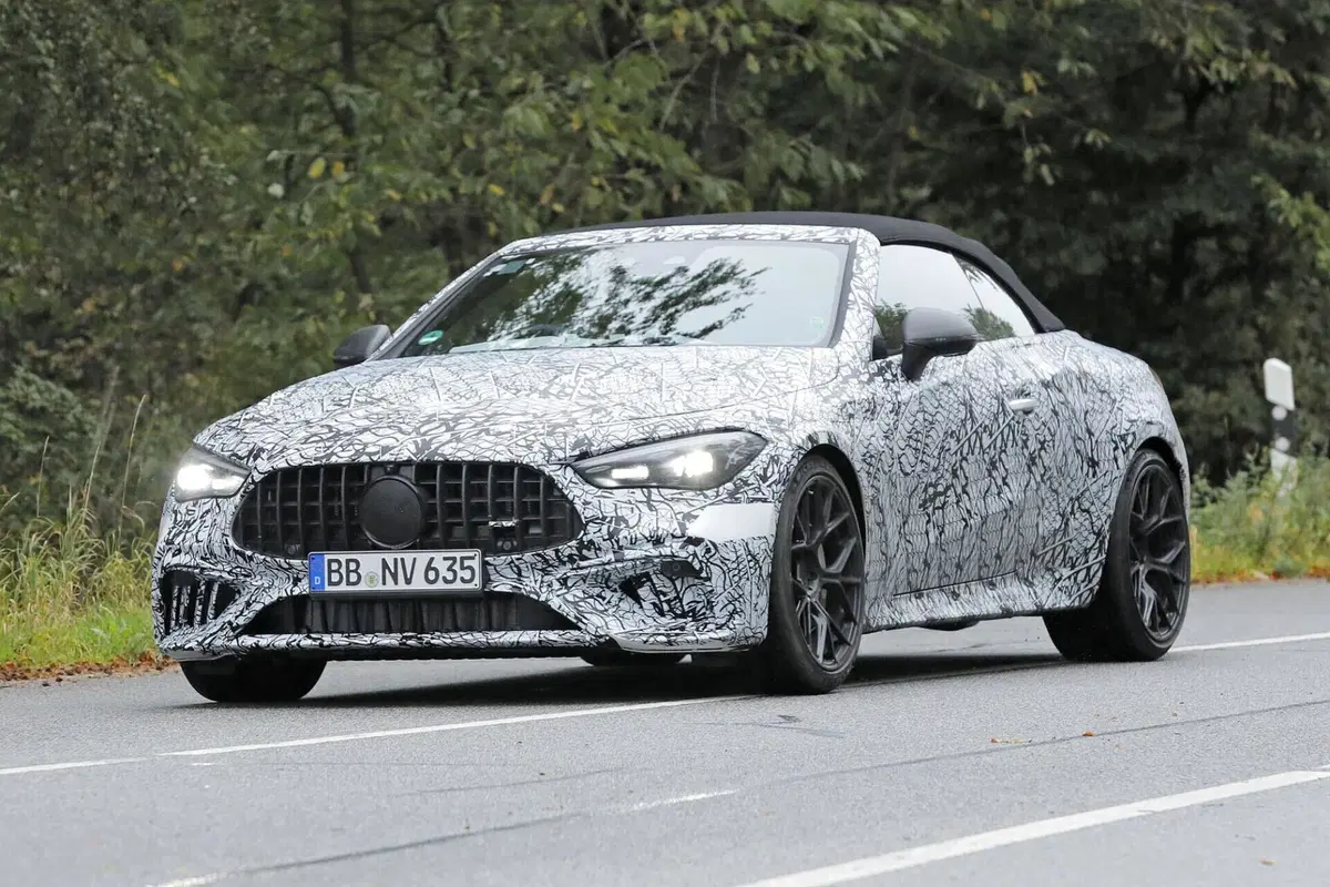 Mercedes AMG CLE 53 e 63, ecco le nuove Foto Spia (12)