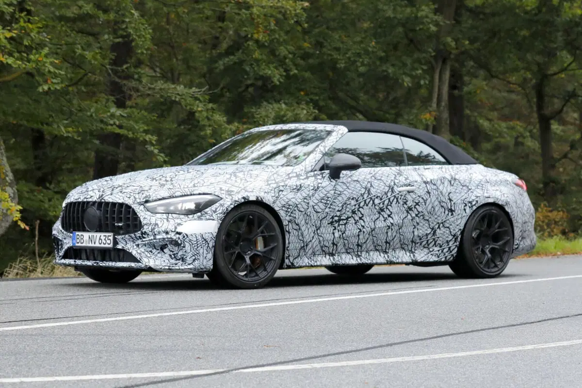 Mercedes AMG CLE 53 e 63, ecco le nuove Foto Spia (14)