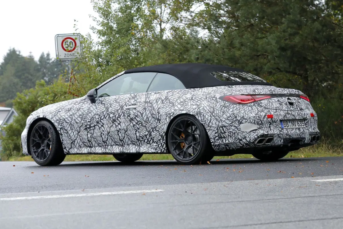 Mercedes AMG CLE 53 e 63, ecco le nuove Foto Spia (15)
