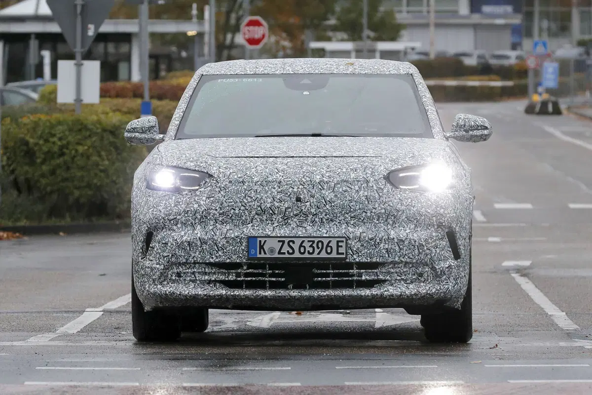 Ford, avvistato il nuovo crossover elettrico [Foto Spia] (15)