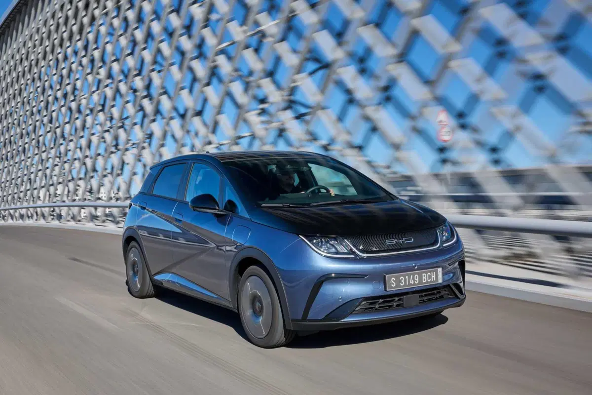 BYD Dolphin: la suv elettrica è appena arrivata e fa un gran "rumore" (26)