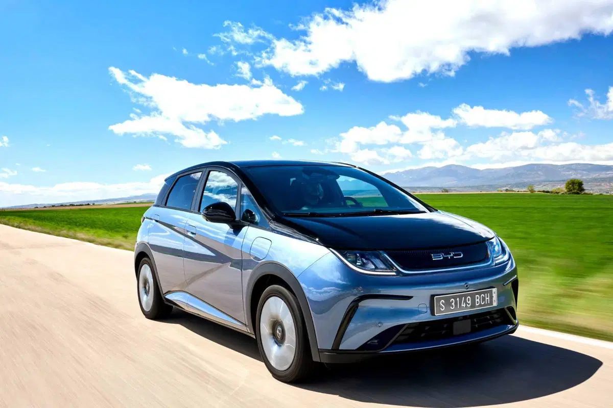 BYD Dolphin: la suv elettrica è appena arrivata e fa un gran "rumore" (34)