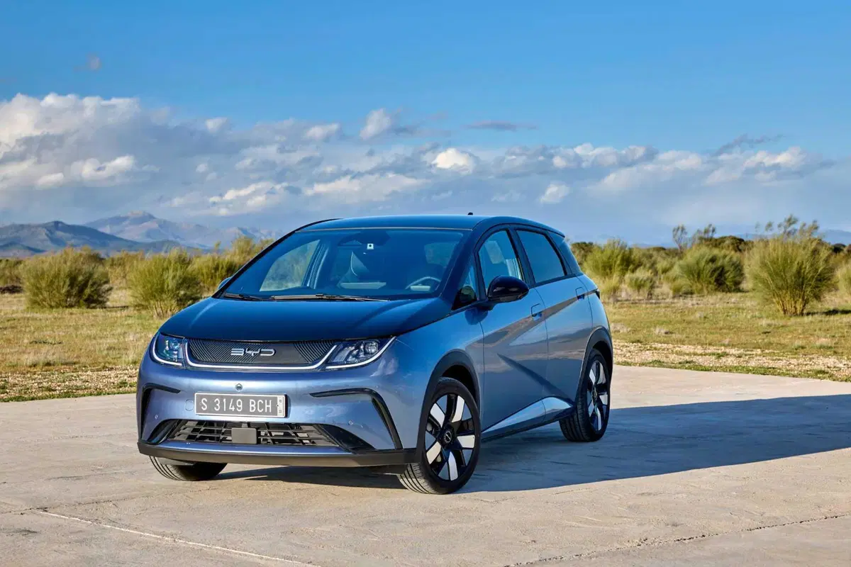 BYD Dolphin: la suv elettrica è appena arrivata e fa un gran "rumore" (35)