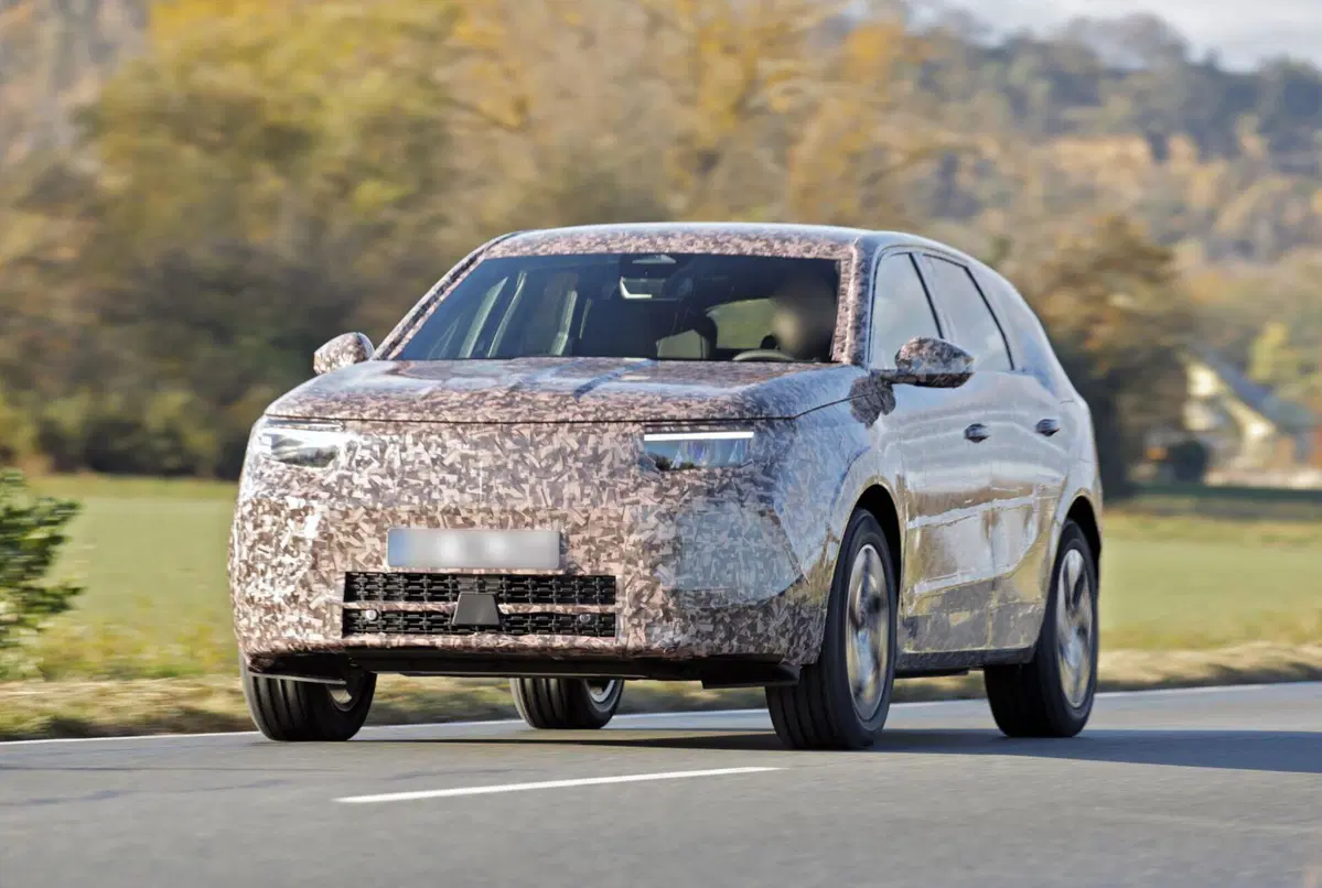 Opel Grandland, ecco il prototipo della nuova generazione [Foto Spia] (21)