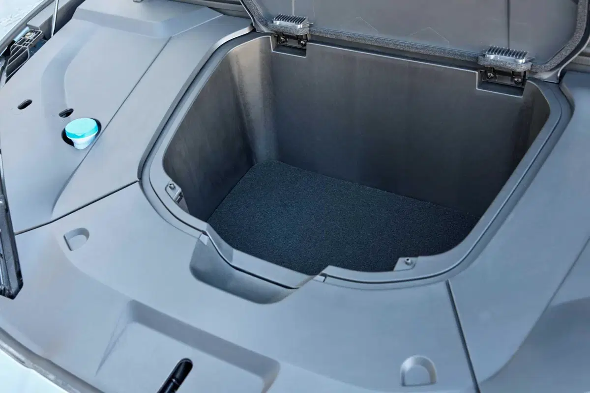 BYD Seal: al volante della top elettrica made in Cina. Batte la Tesla Model 3? (28)