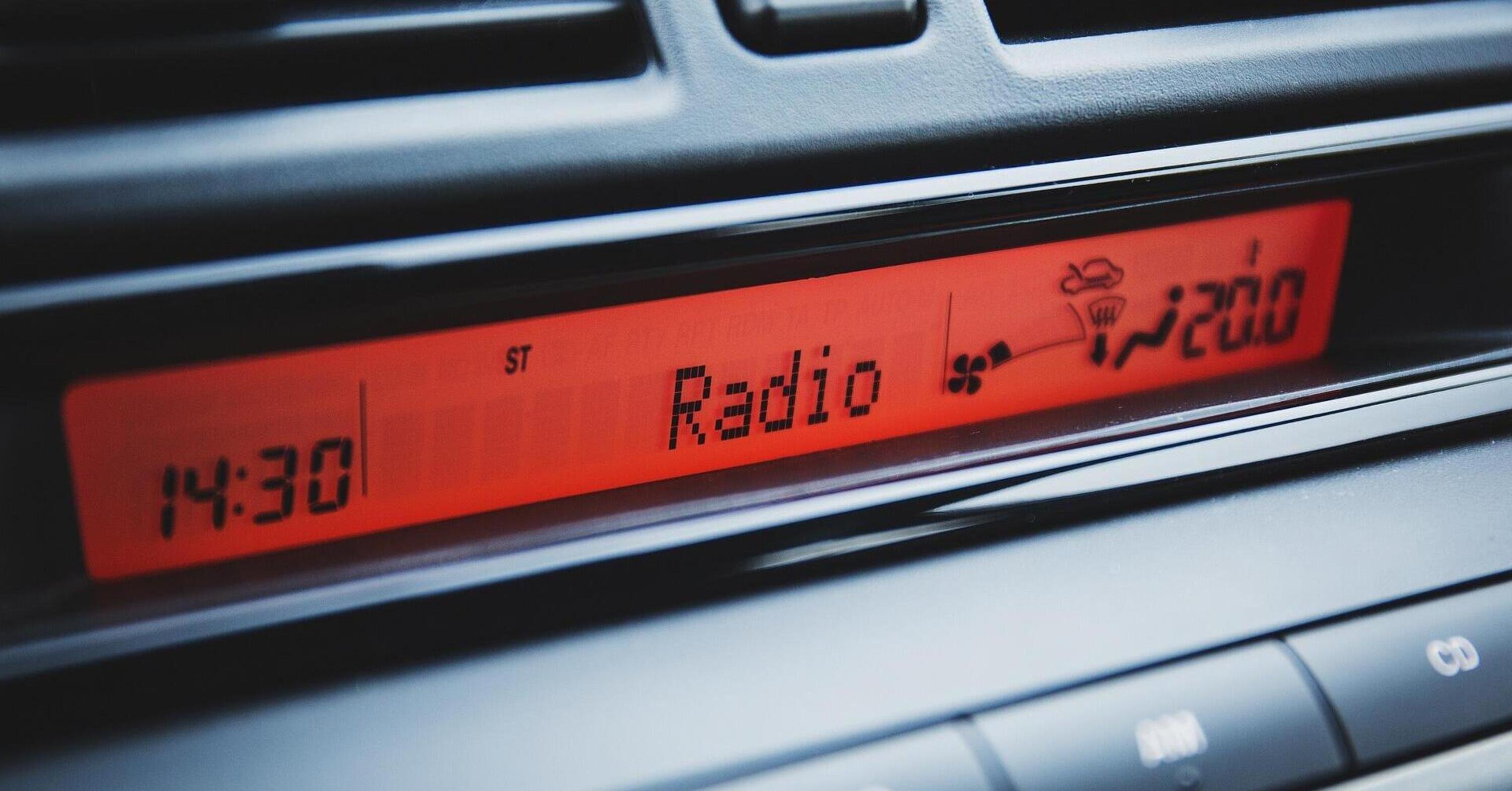 Le radio AM non potrebbero esistere sulle auto elettriche 