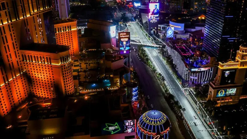 E' Las Vegas che ha bisogno della F1 o &egrave; la F1 che ha bisogno di Las Vegas?