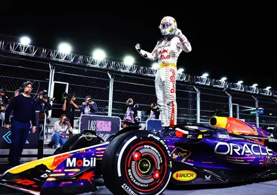 Formula 1. Gran Premio di Las Vegas 2023: Max Verstappen vince, nulla da fare per Charles Leclerc