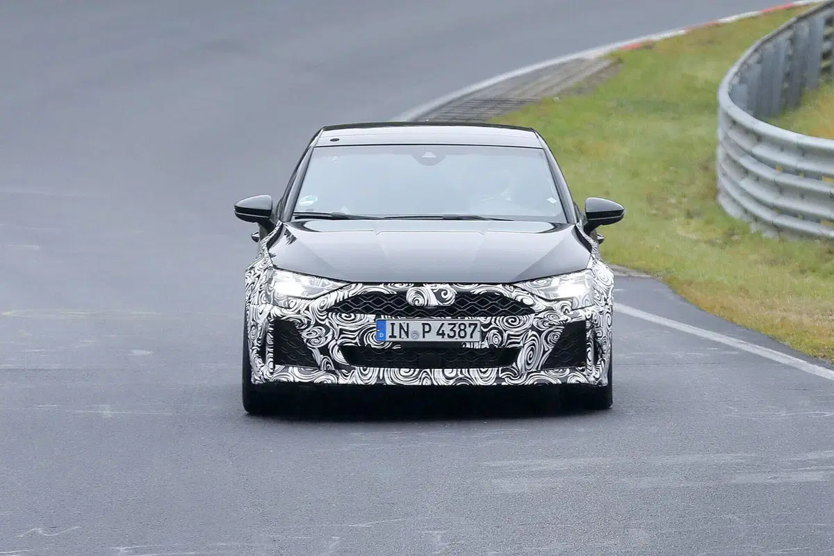 Audi S3 e RS3, arrivano i nuovi facelift [Foto Spia] (4)