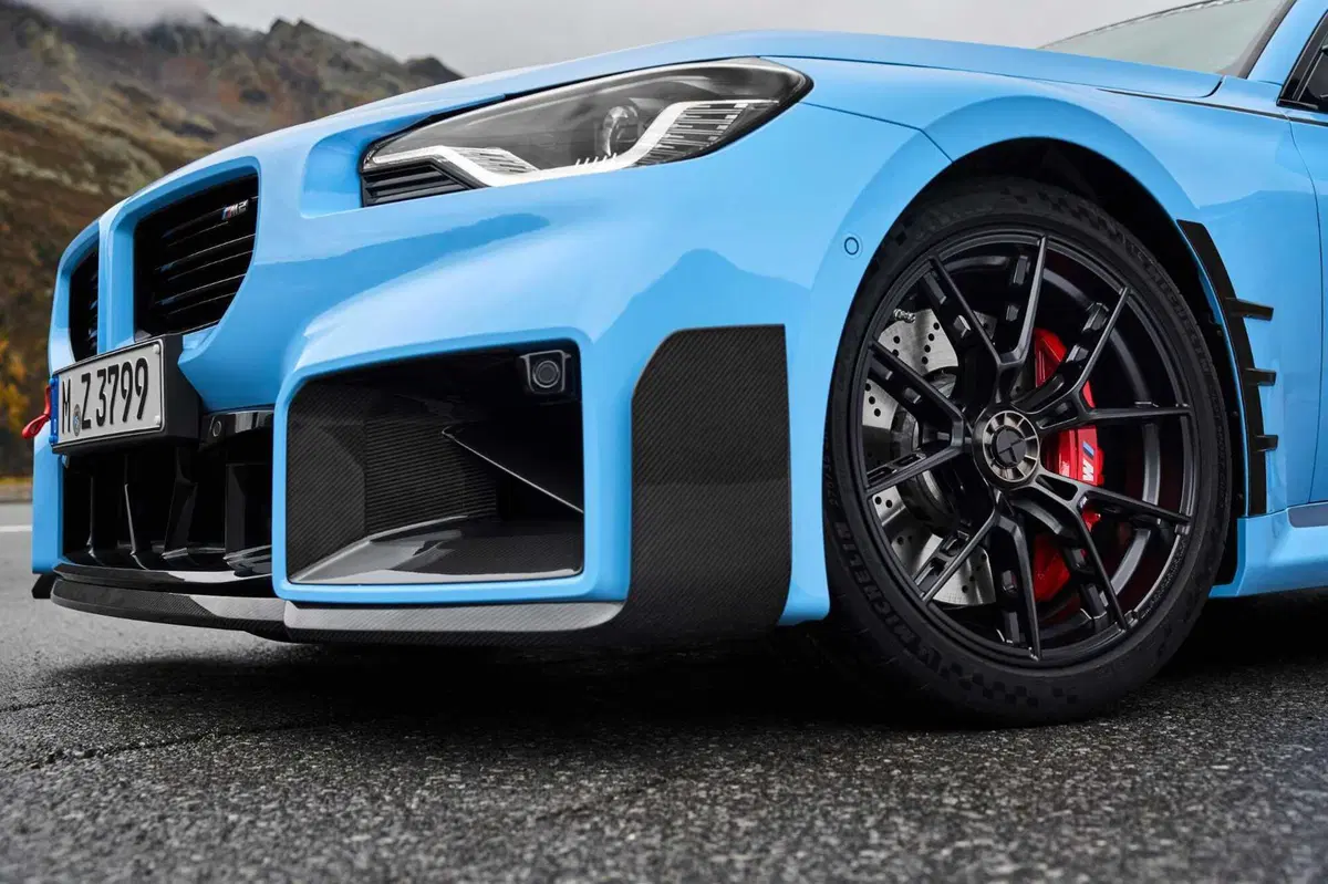 Dettaglio unico retrofit per la BMW M2, M3 e M4: la ruota monodado (3)