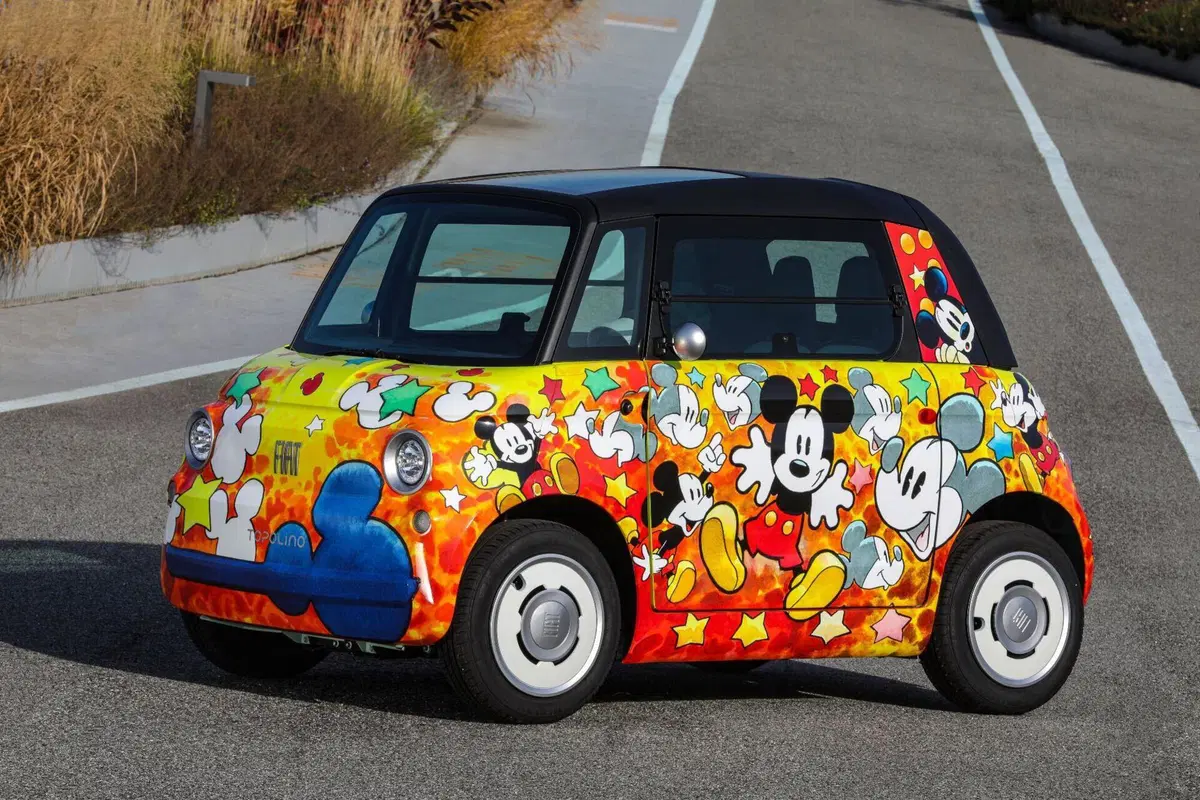 Quando la Fiat Topolino incontra Topolino: le one-off per i 100 anni di Disney [Video] (3)