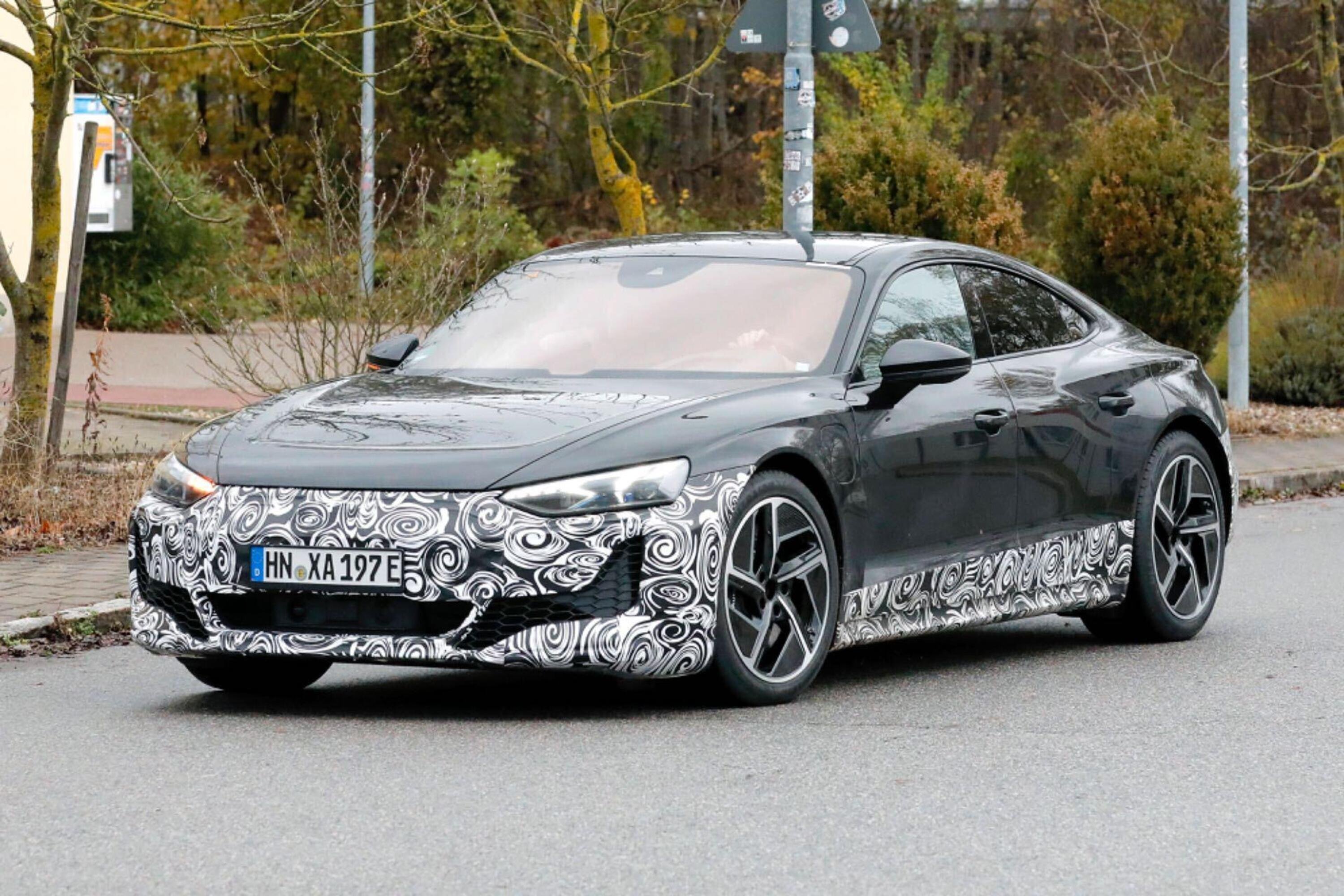 Audi e-Tron GT, nel 2024 arriva il nuovo facelift [Foto Spia]
