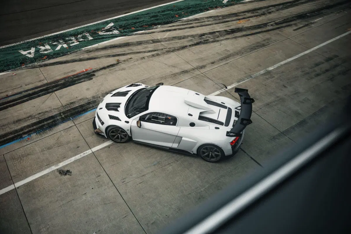 ABT XGT: la supercar stradale da 640 CV e 1.400 kg  (18)