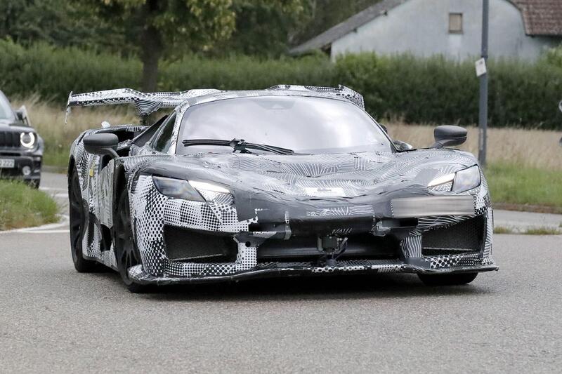 Ferrari F250 Hypercar: continuano i test, arriva nel 2024 [Foto Spia]