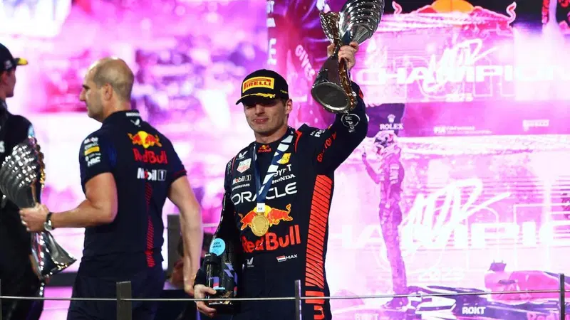 Formula 1. GP Abu Dhabi 2023, Max Verstappen vince: "Sono emozionato. Stiamo gi&agrave; lavorando al 2024"