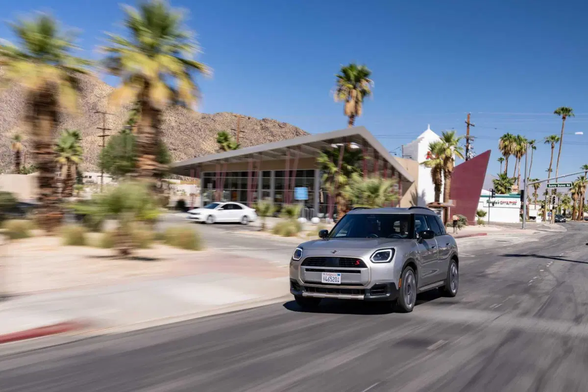 MINI Countryman S ALL4: Versatilità, Performances e Tecnologia al Top (10)