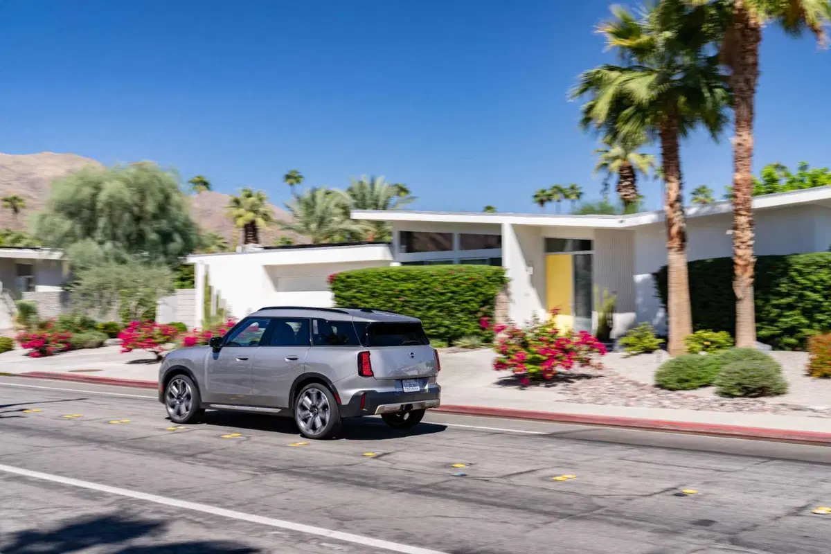 MINI Countryman S ALL4: Versatilità, Performances e Tecnologia al Top (15)
