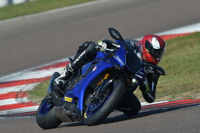 Fari laser, la tecnologia avanza: Yamaha deposita brevetti innovativi