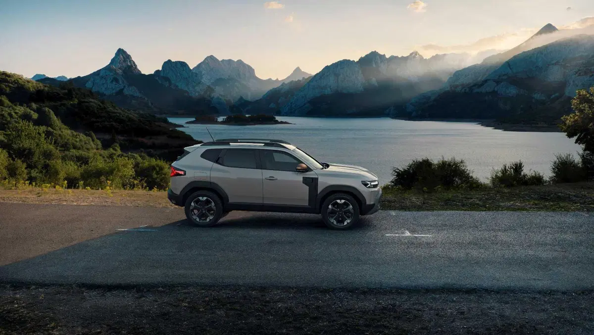 Dacia Duster 2024, evoluta è dir poco. GPL, ibrida e anche 4x4... da 19.900 Euro [VIDEO] (6)