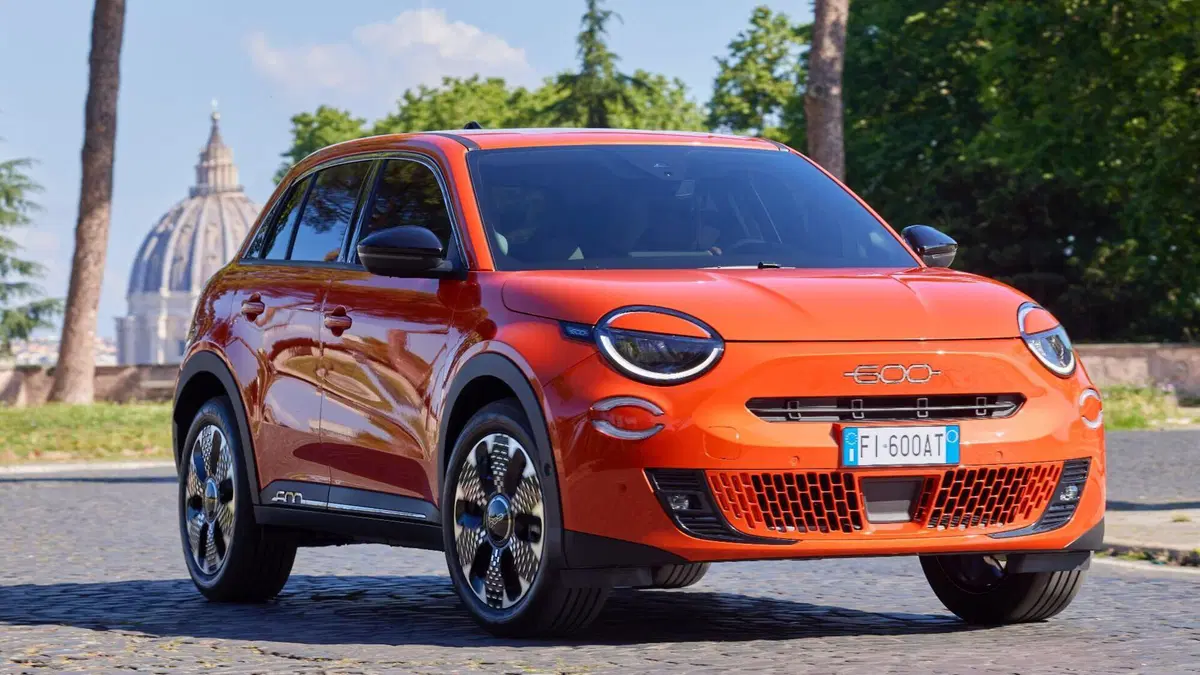 Nuova Fiat 600: motorizzazioni, allestimenti, optional e prezzi. Guida all’acquisto (2)