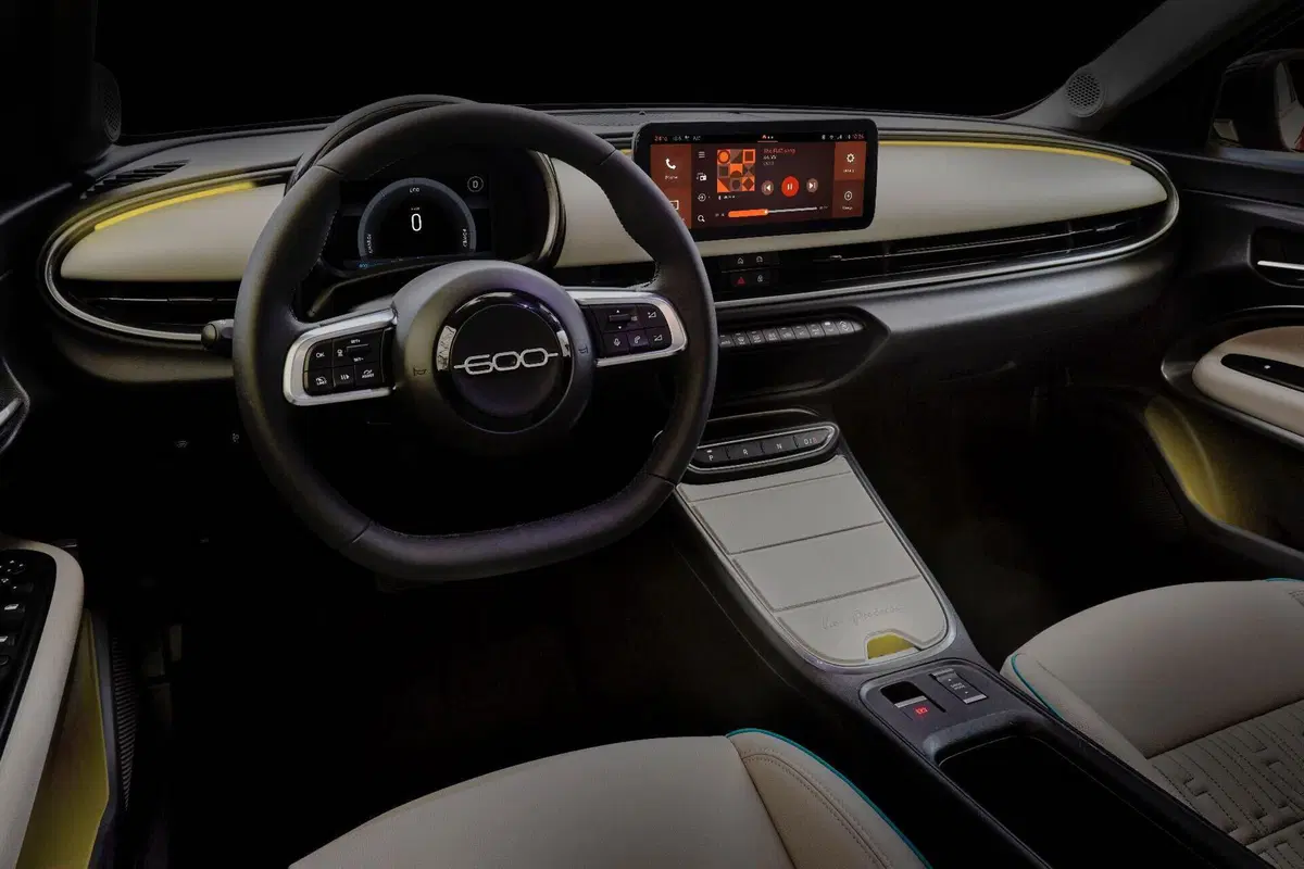Nuova Fiat 600: motorizzazioni, allestimenti, optional e prezzi. Guida all’acquisto (14)