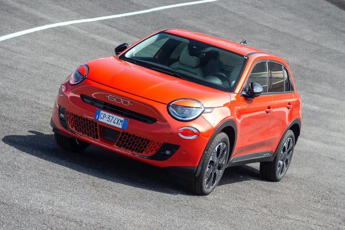 Nuova Fiat 600: motorizzazioni, allestimenti, optional e prezzi. Guida all’acquisto (18)